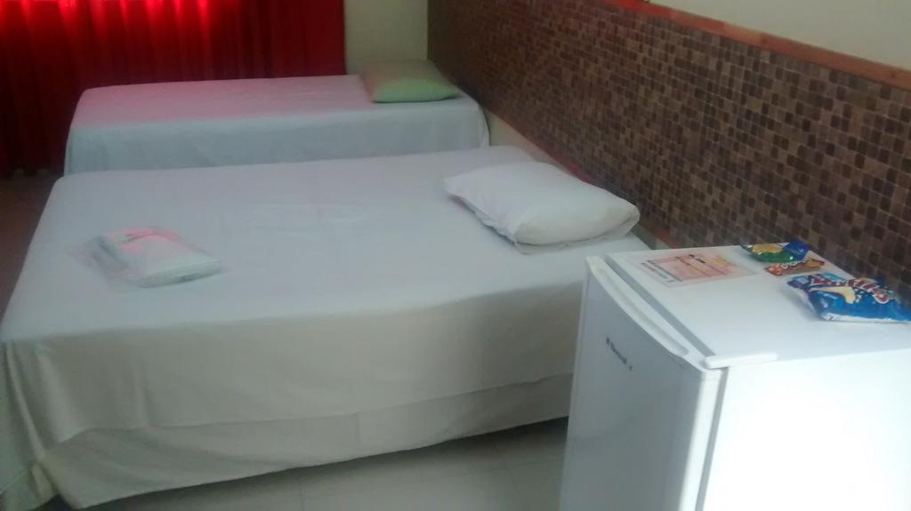 Hotel Dois Candangos Núcleo Bandeirante Kültér fotó